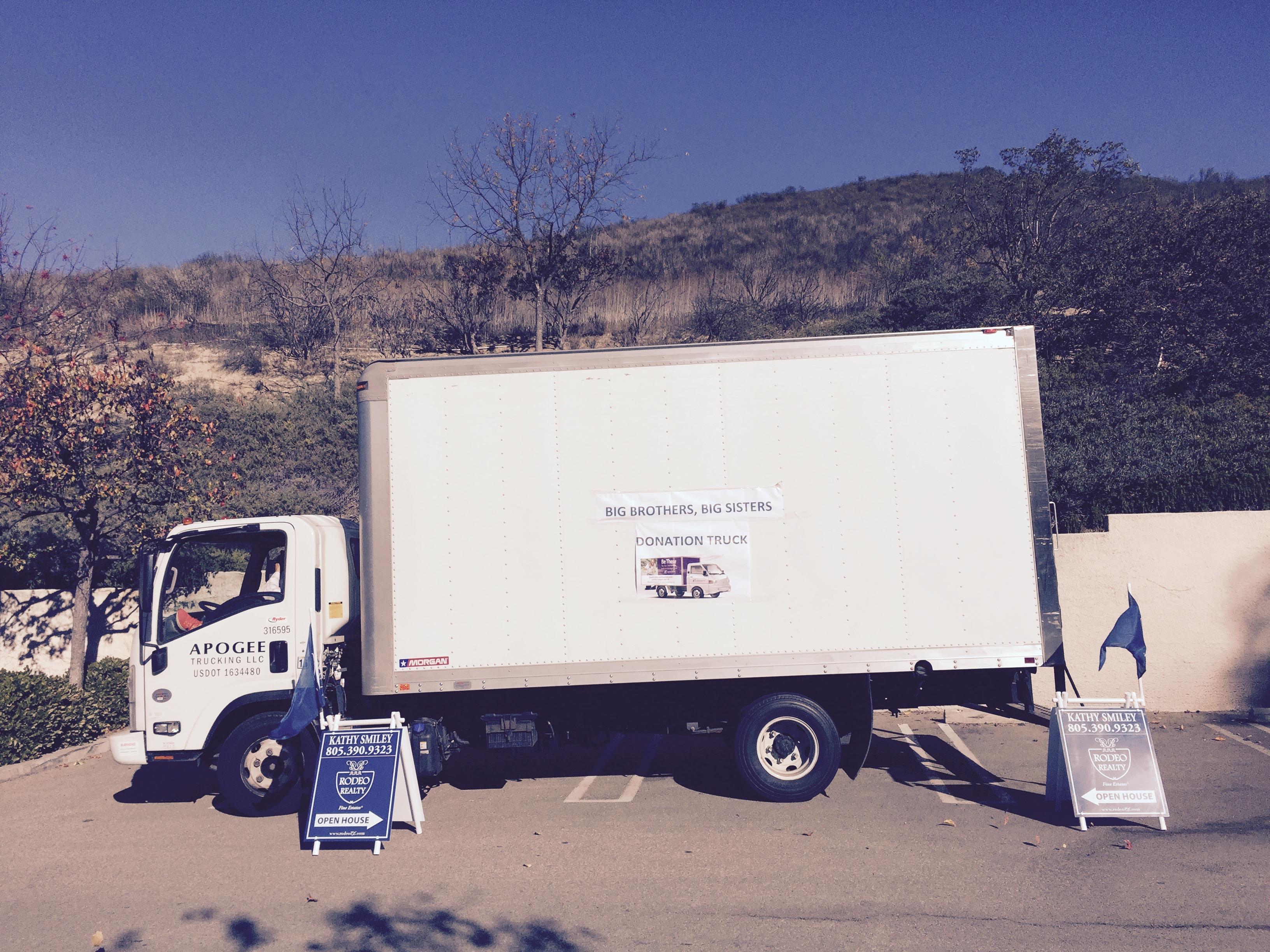 RODEO REALTY WESTLAKE VILLAGE AGENT, KATHY SMILEY HELD 1ST ANNUAL BIG